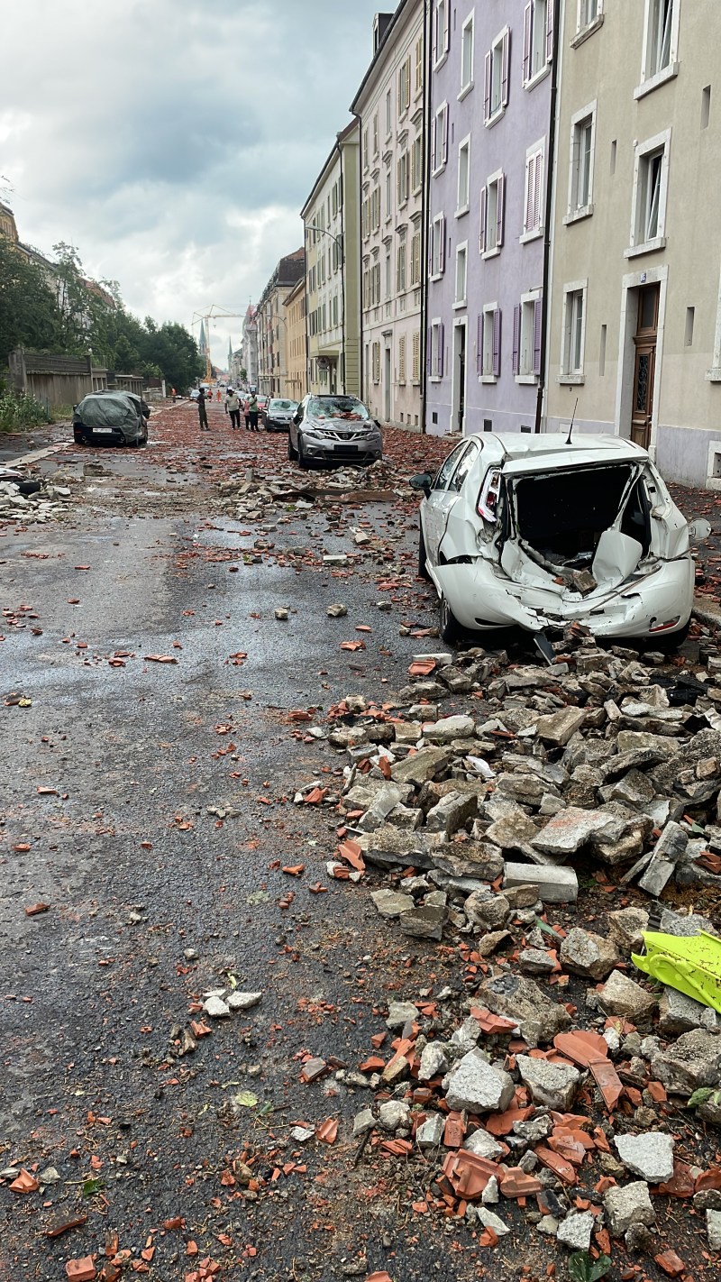 7C6A1E58-4993-45C6-A5C2-91D0C605286E